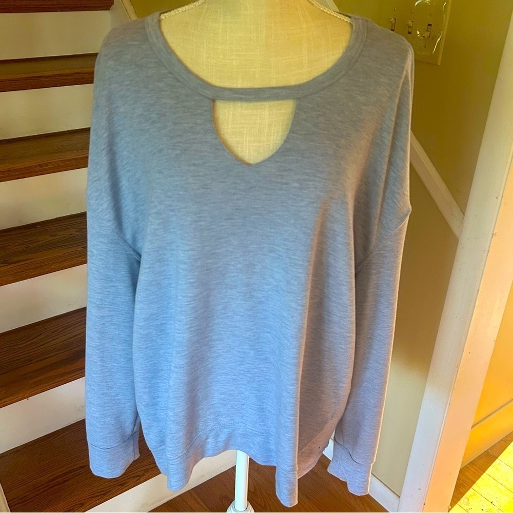 Juicy Couture Top Women’s XL Blue Keyhole Long Sleeve Shirt Hi-low Soft Boho